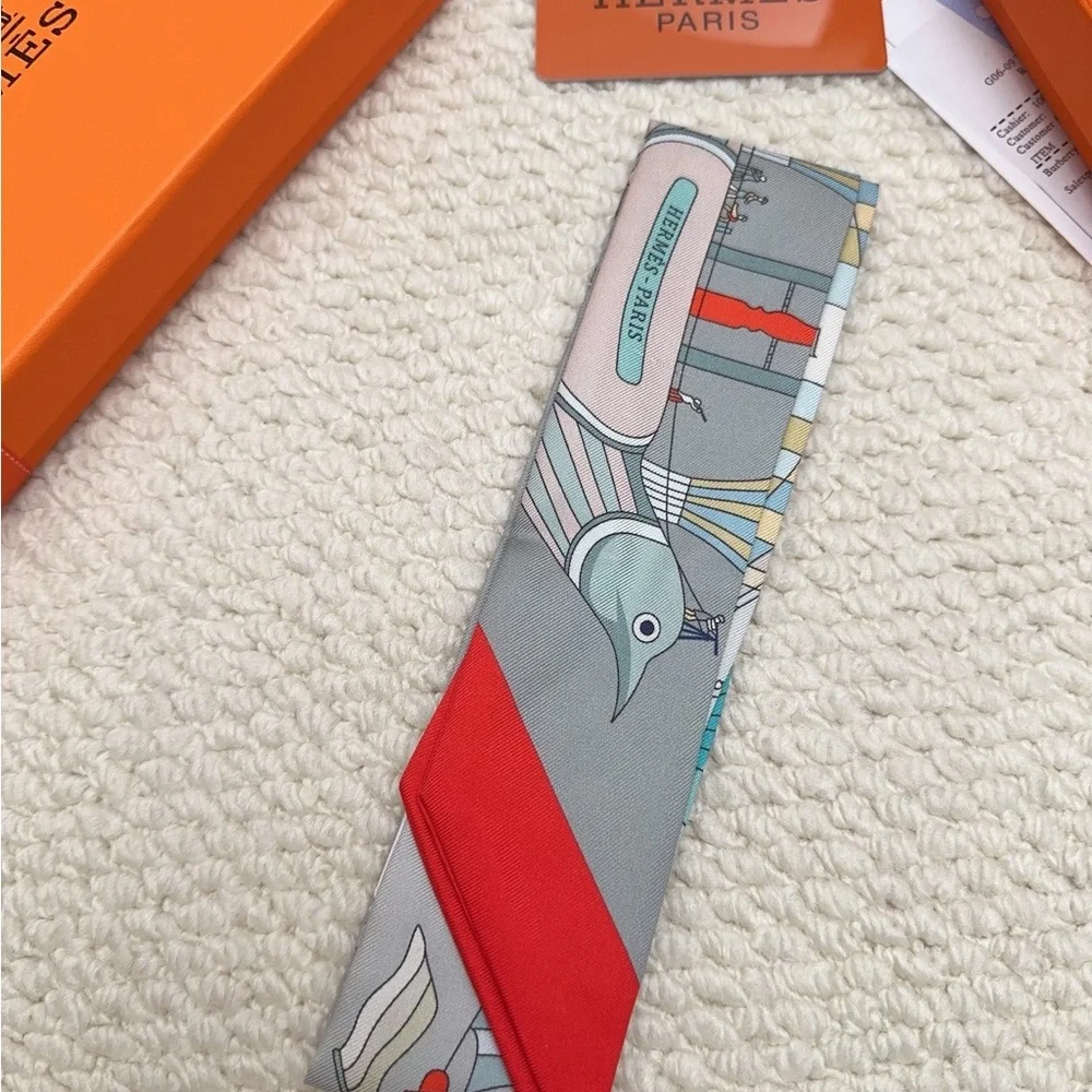 🍊 HERMÈS New Twilly Scarf "Dream of Soaring" Silk - Picture 7 of 9